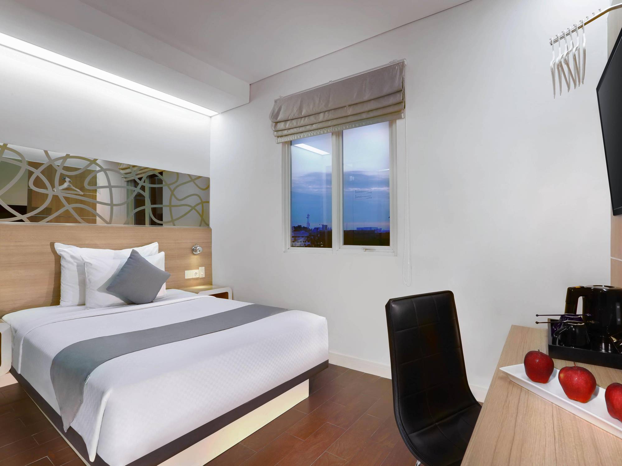 Hotel Neo Gubeng By Aston Surabaia Exterior foto